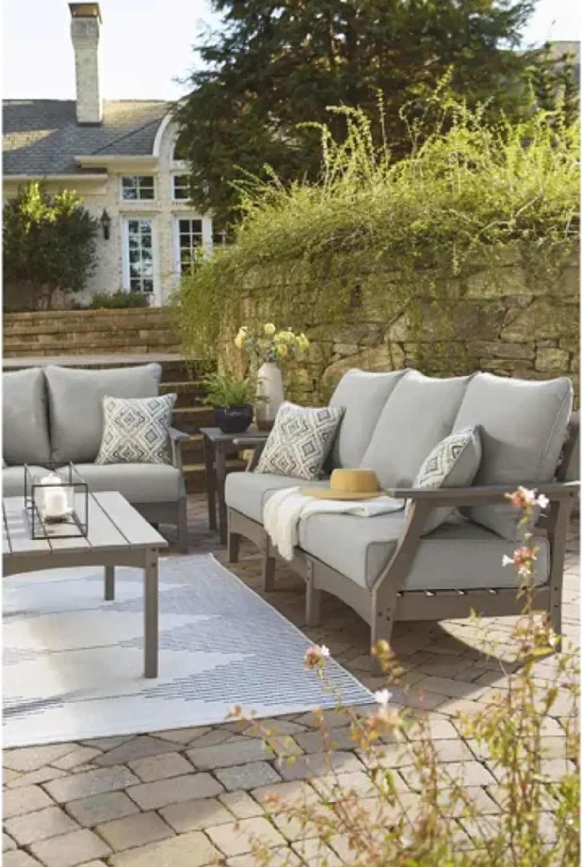Visola Outdoor Sofa with Cushion