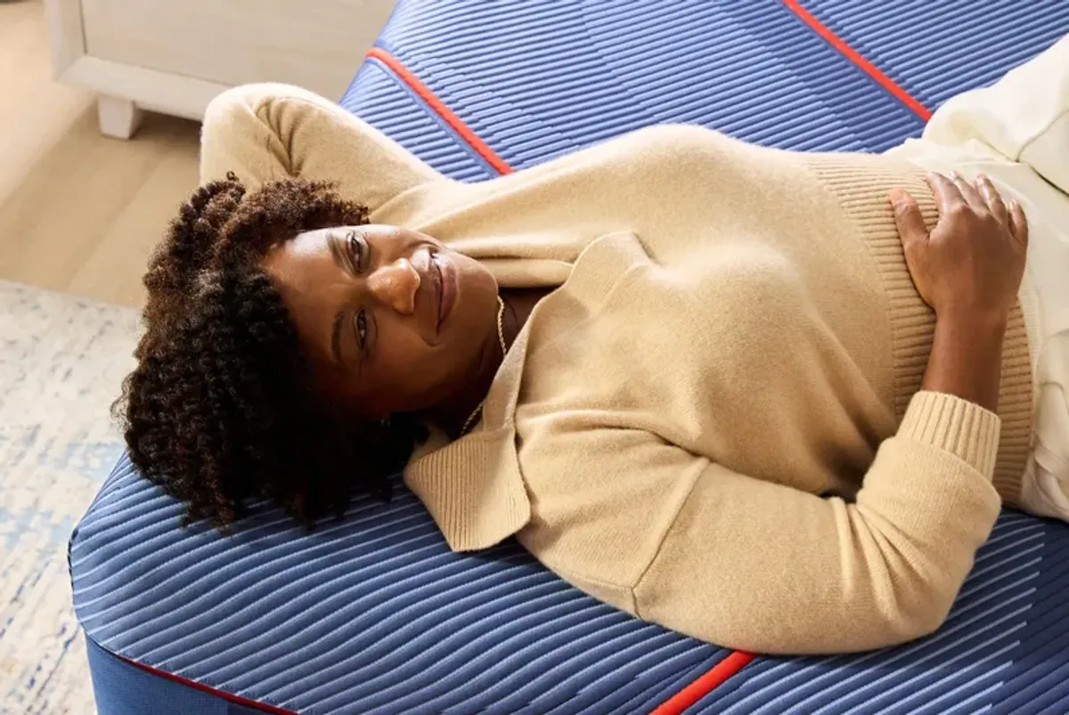 Sealy Posturepedic® High Point Medium Hybrid 14" King Mattress