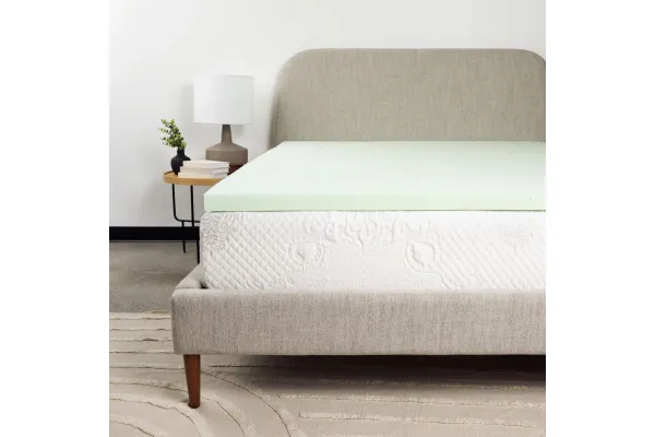 Bridgevine Home 2 inch Queen Size Cool Gel Memory Foam Mattress Topper