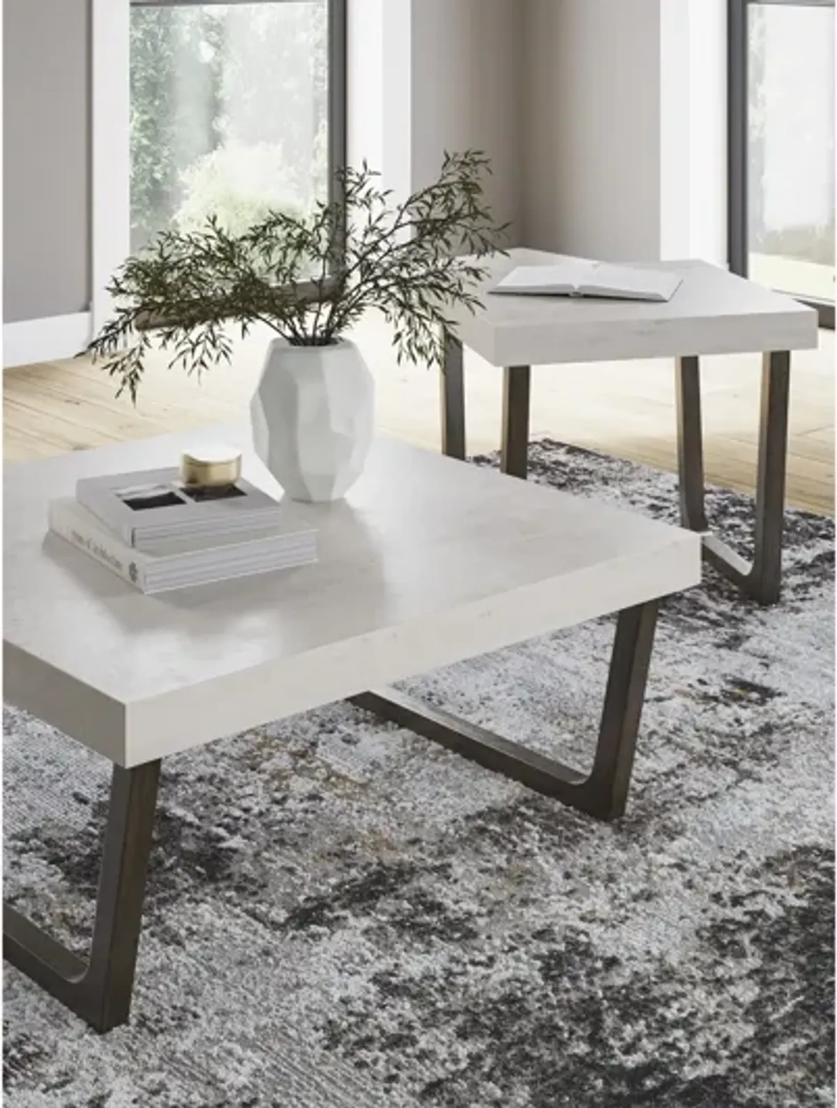 Westenfort Table (Set of 2)