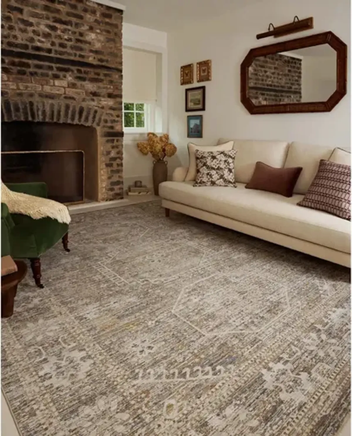 Ida Traditional 8x10 Rug
