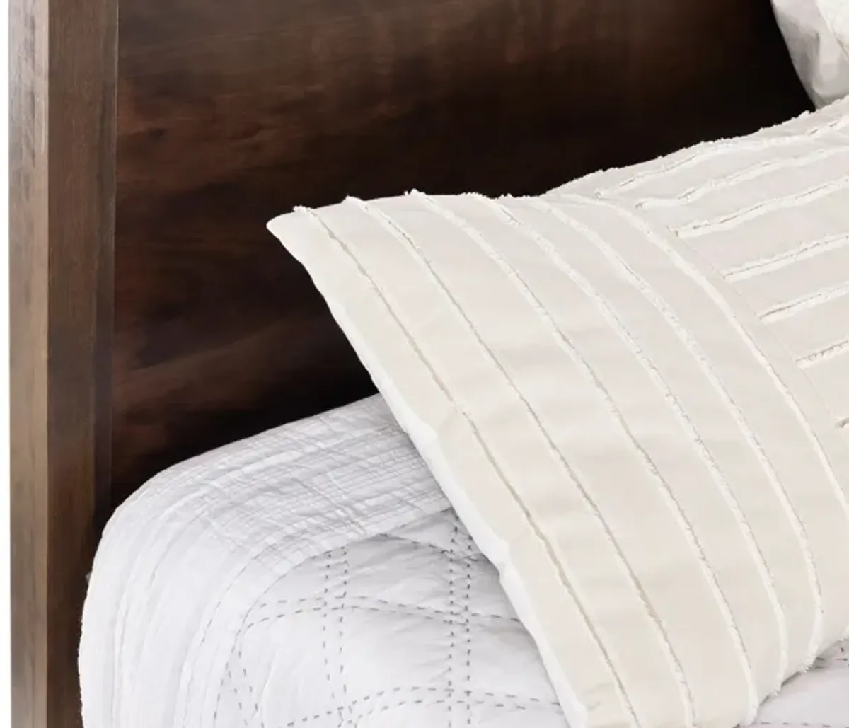 Canterbury 5-Piece Queen Canopy Bedroom Set