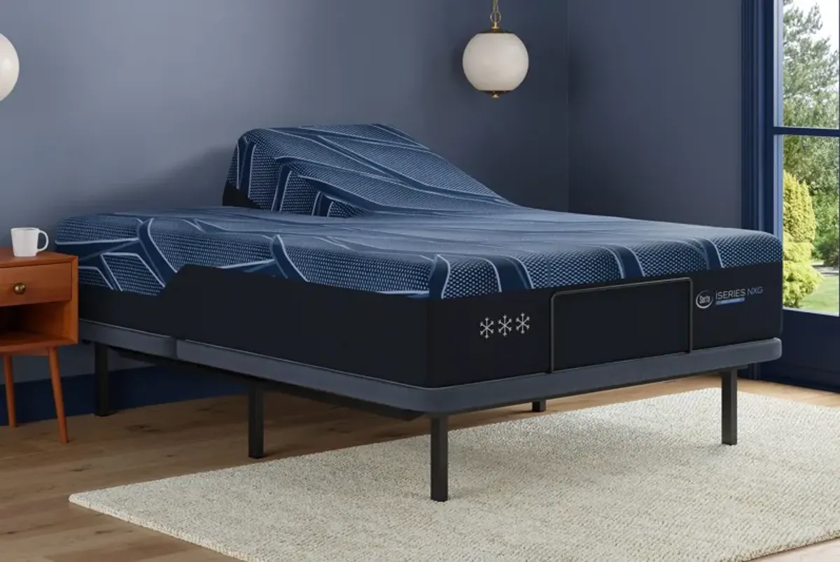 Serta® iSeries NXG™ 4500 Ultra Plush Memory Foam 13.5" Split Head Queen Mattress