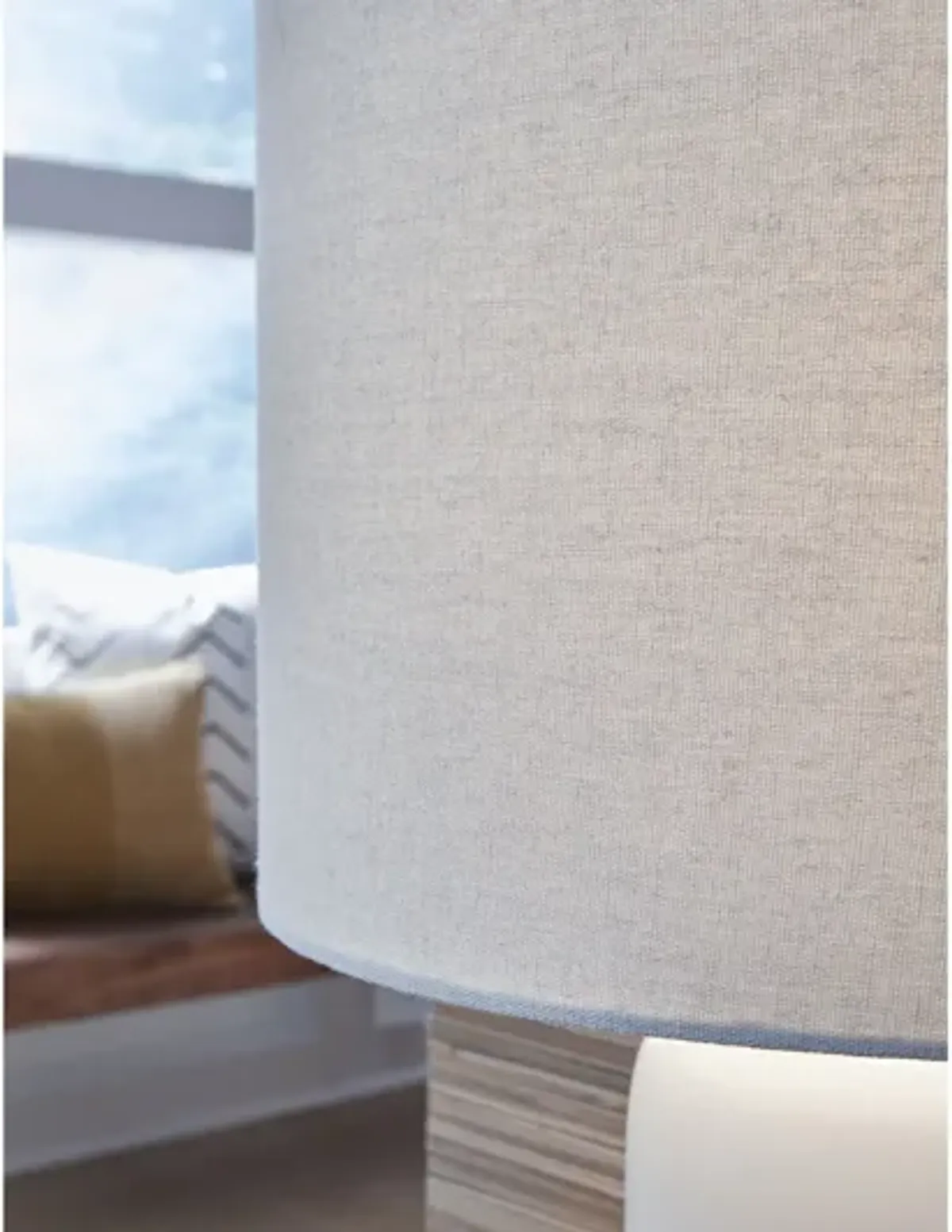 Lemrich Table Lamp