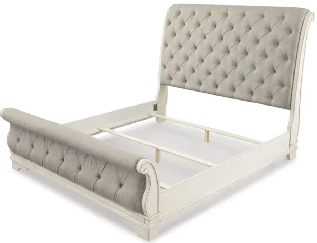 Realyn King Sleigh Bed