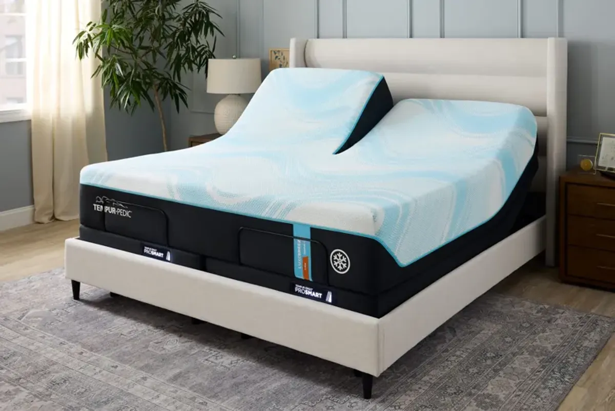 TEMPUR-LuxeBreeze® 2.0 Firm Split Head King 13" Mattress