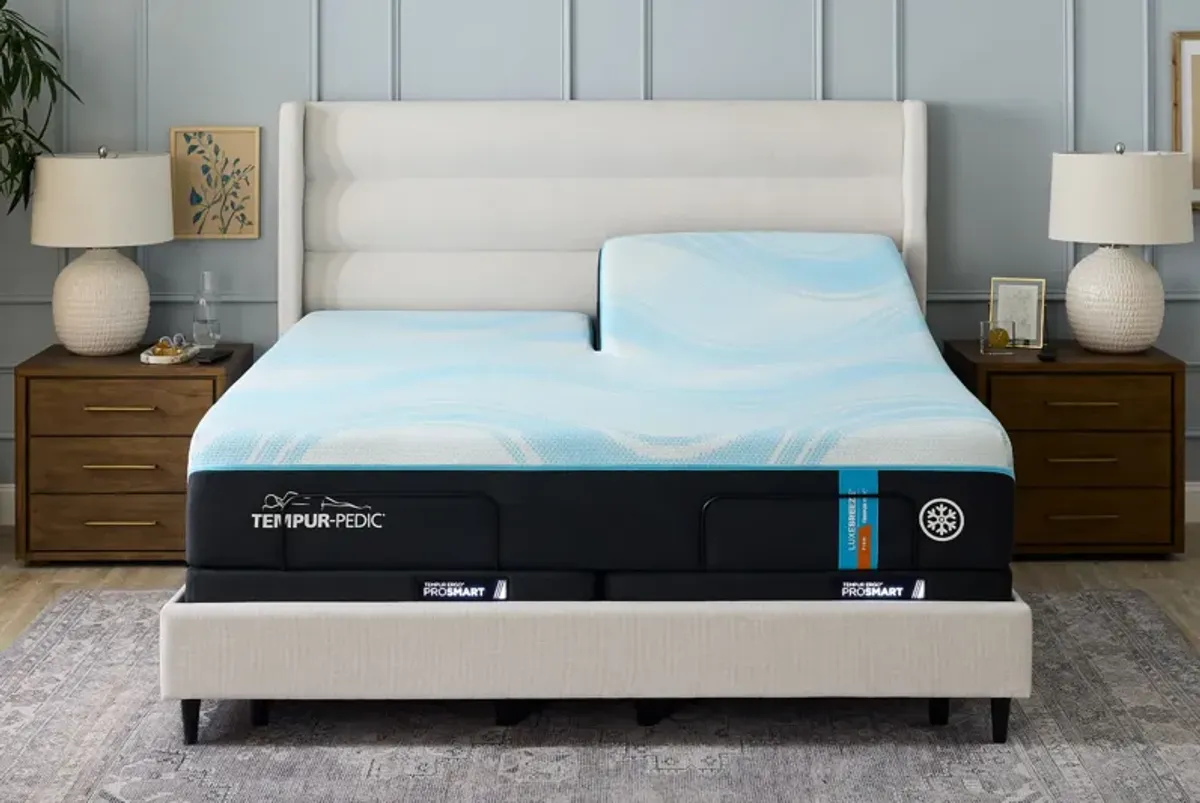 TEMPUR-LuxeBreeze® 2.0 Firm Split Head King 13" Mattress