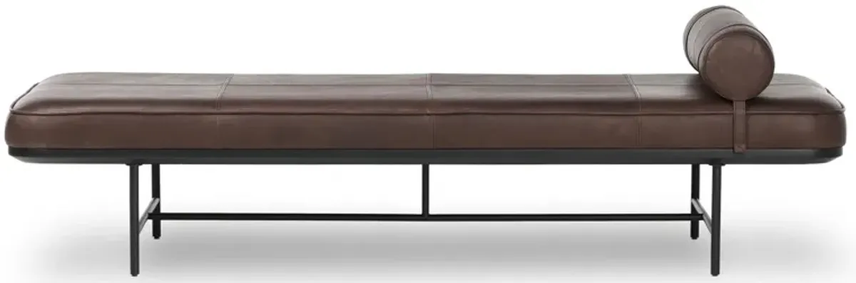 Rakesh Chaise