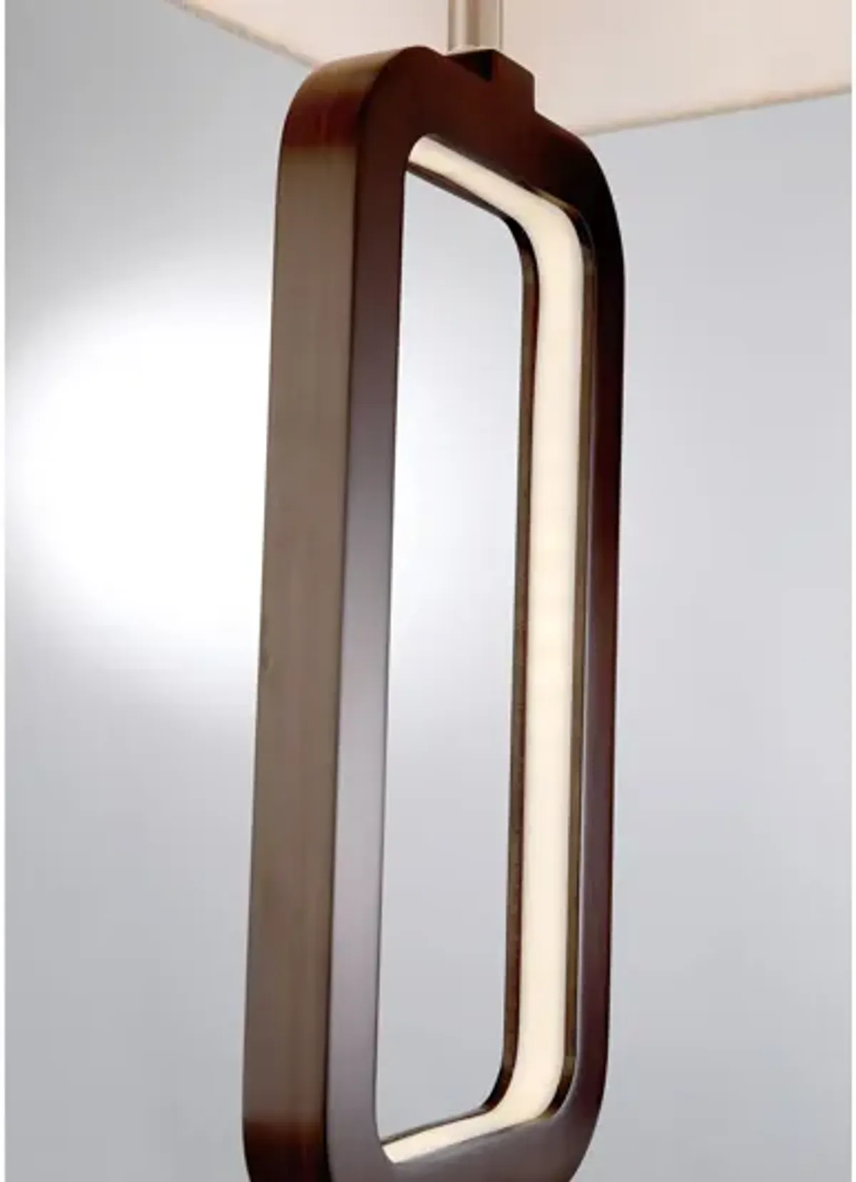 Leonard Table Lamp