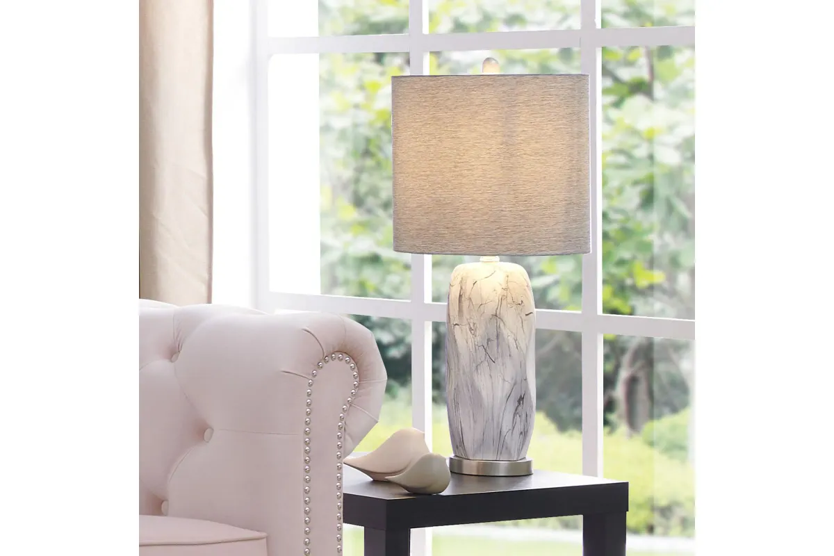 Coliseo Table Lamp - White