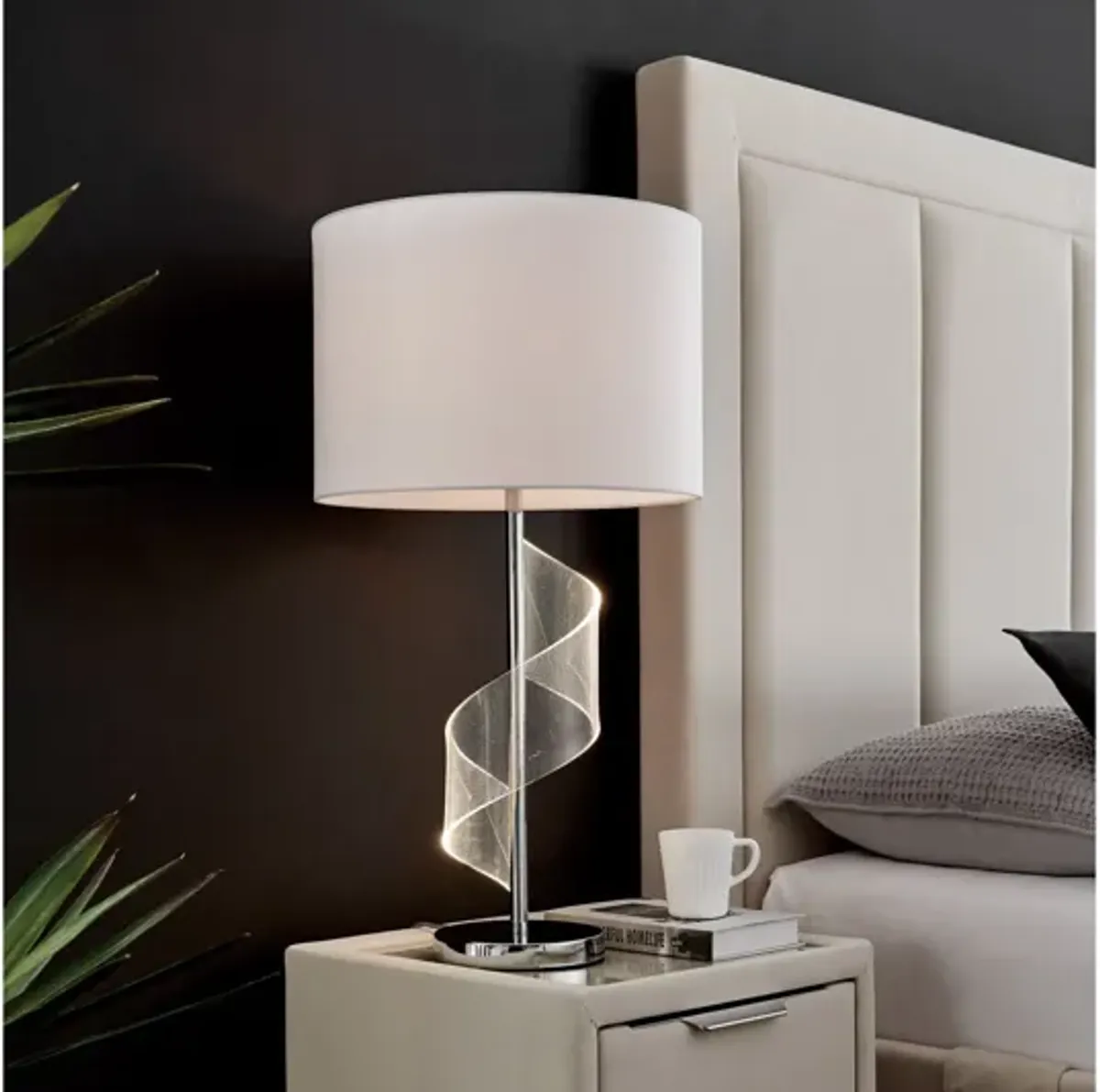 Roetta Table Lamp