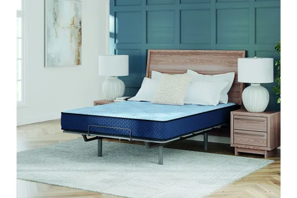 Ashley Peak 2.0 Hybrid Medium King 10" Mattress