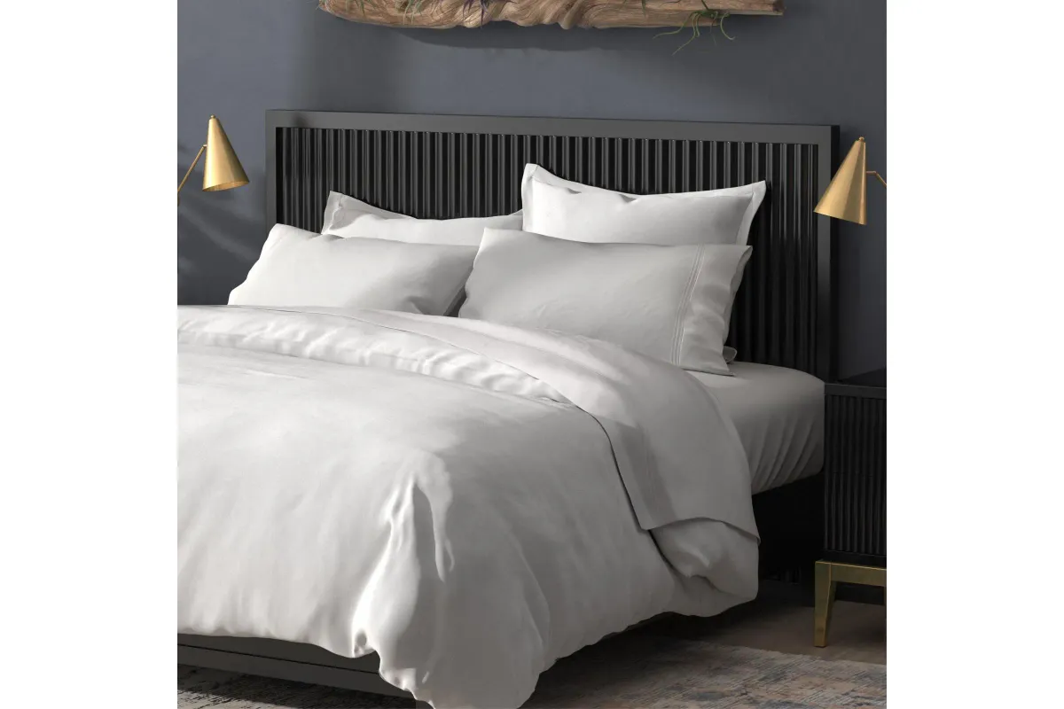 Queen Pillow Sham Set + Soft Touch/Bamboo - White / White