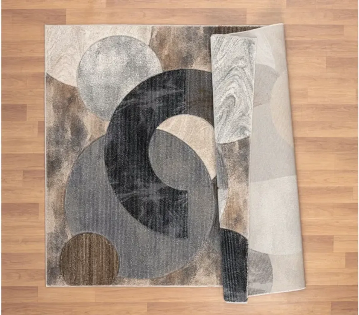Alexia  8'1" x 10'5" Area Rug