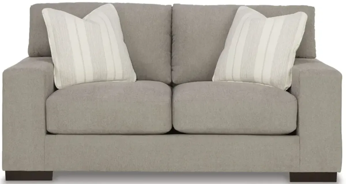 Maggie Loveseat
