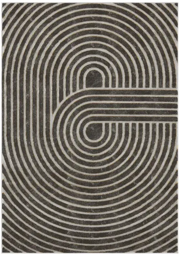 Mila  5' X 7' Area Rug