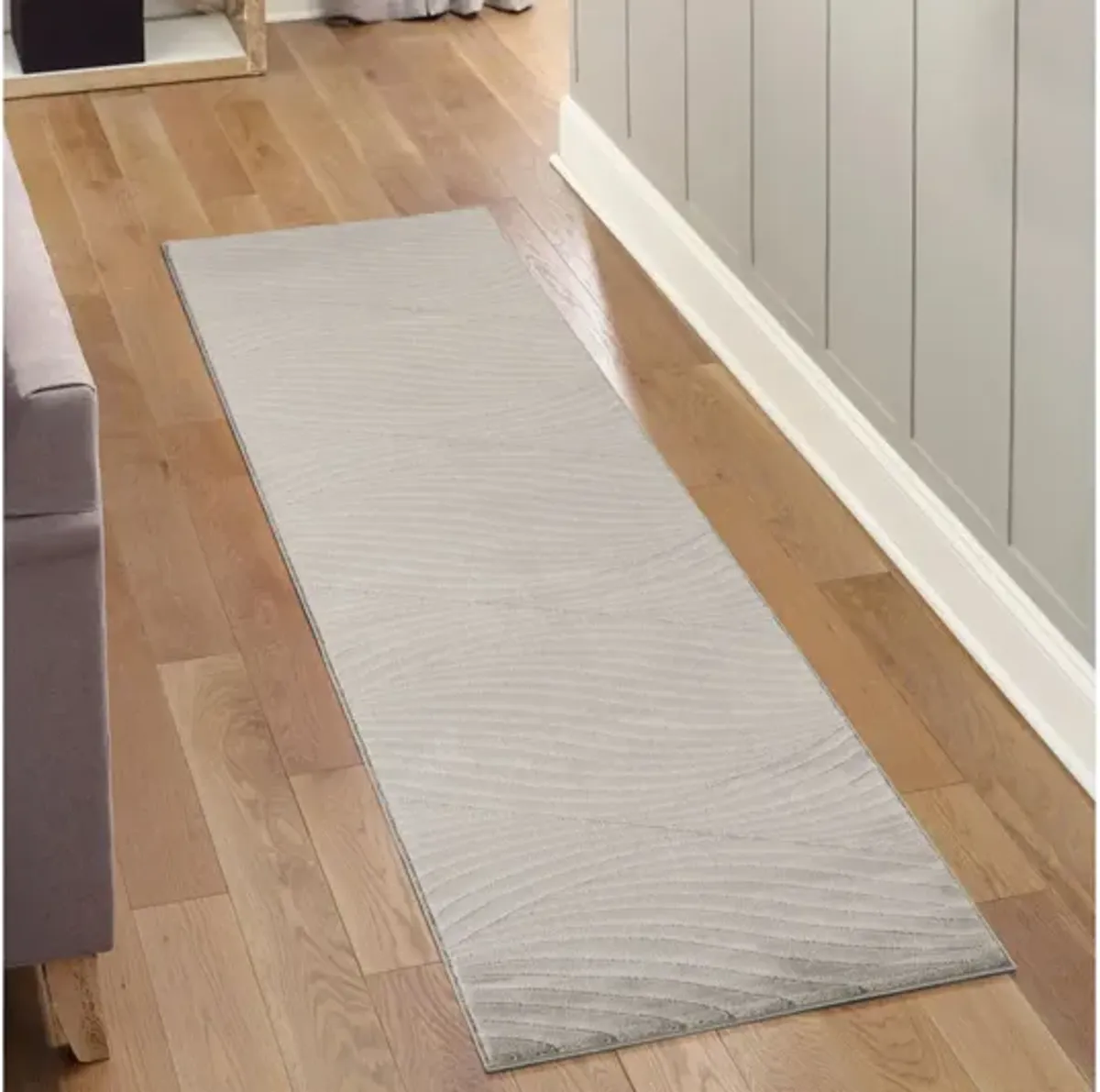 Omari 2'8" X 8'1" Hallway Runner