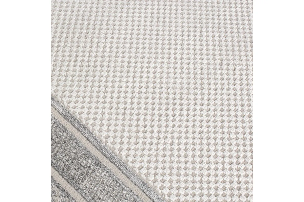 Omari 7'10" X 10'10" Area Rug
