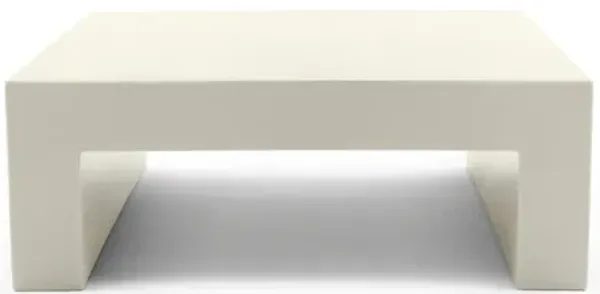 Vignelli Table – Modern Iconic Artistry Meets Everyday Function White