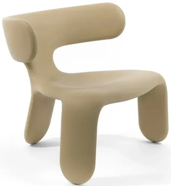 Limbo Chair by Hlynur Atlason – Sculptural, Sustainable Lounge Chair Sand