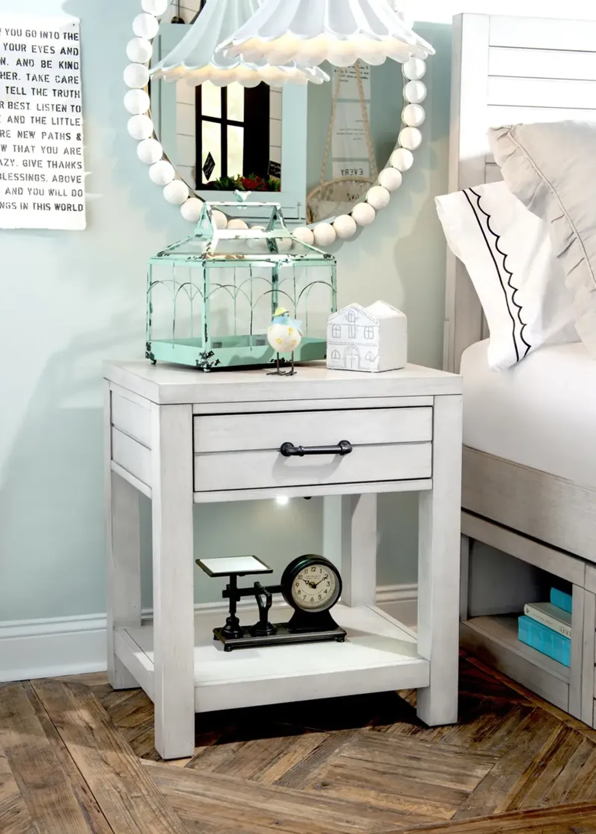 Bay Lake White Nightstand