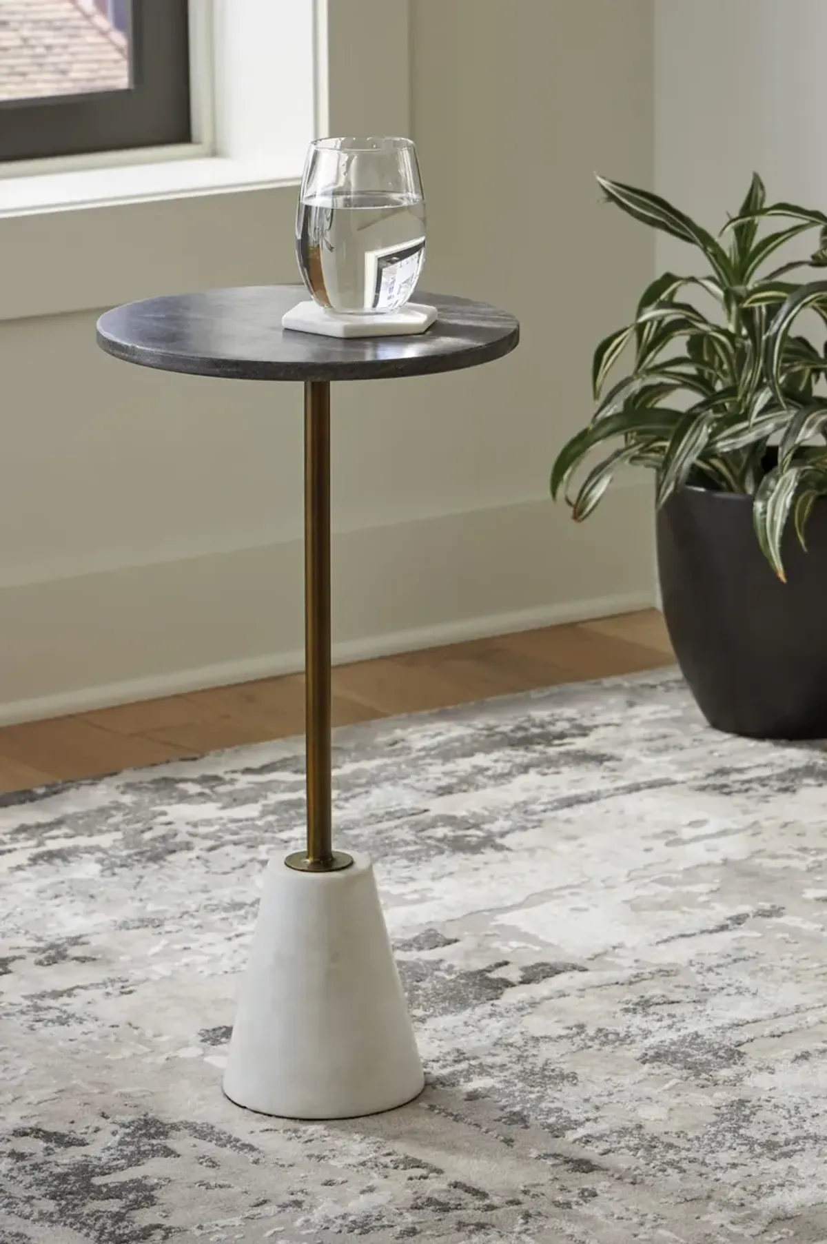 Monte Accent Table