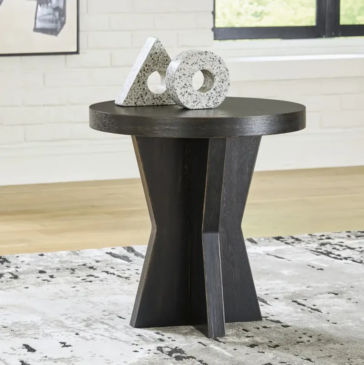 Elmira Chairside Table