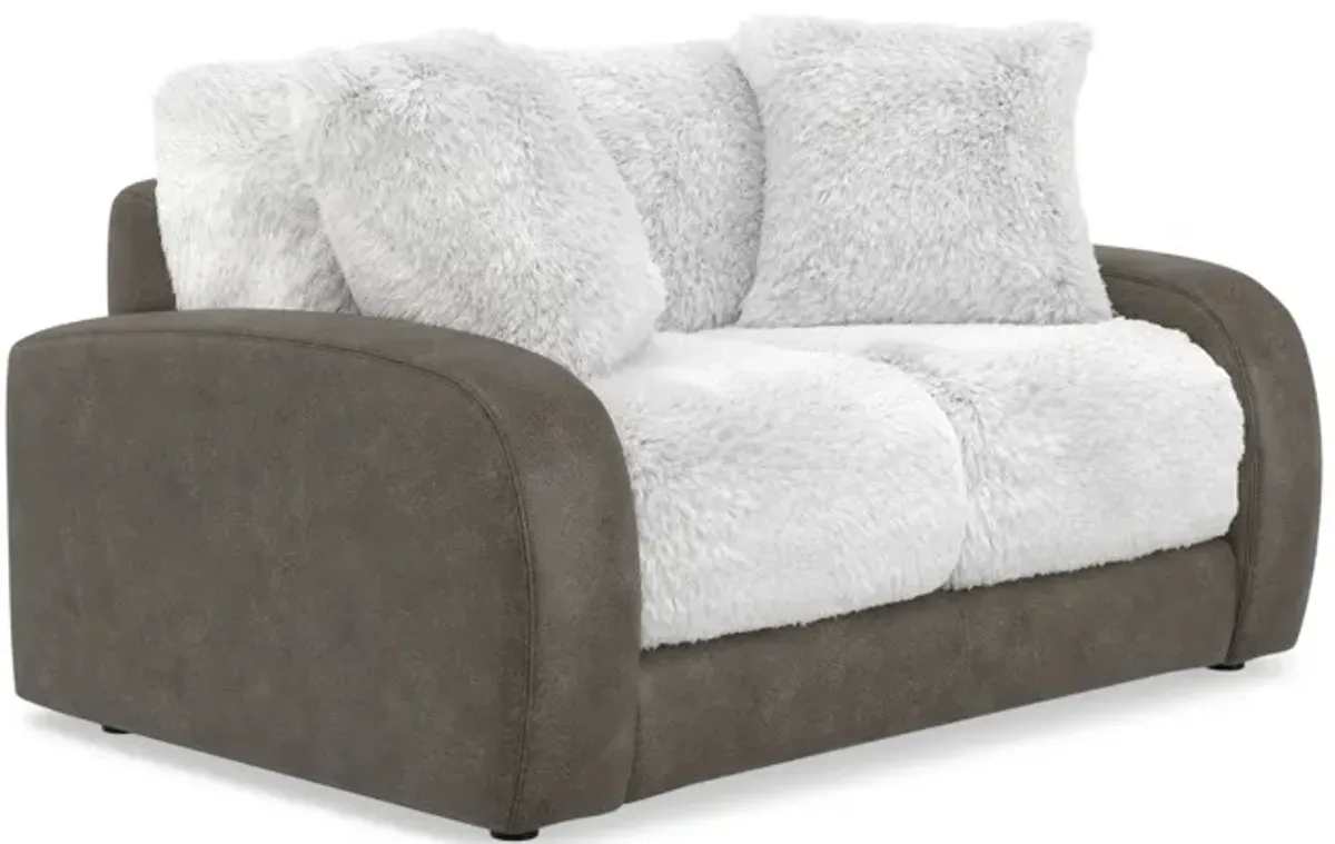 Teddy Loveseat