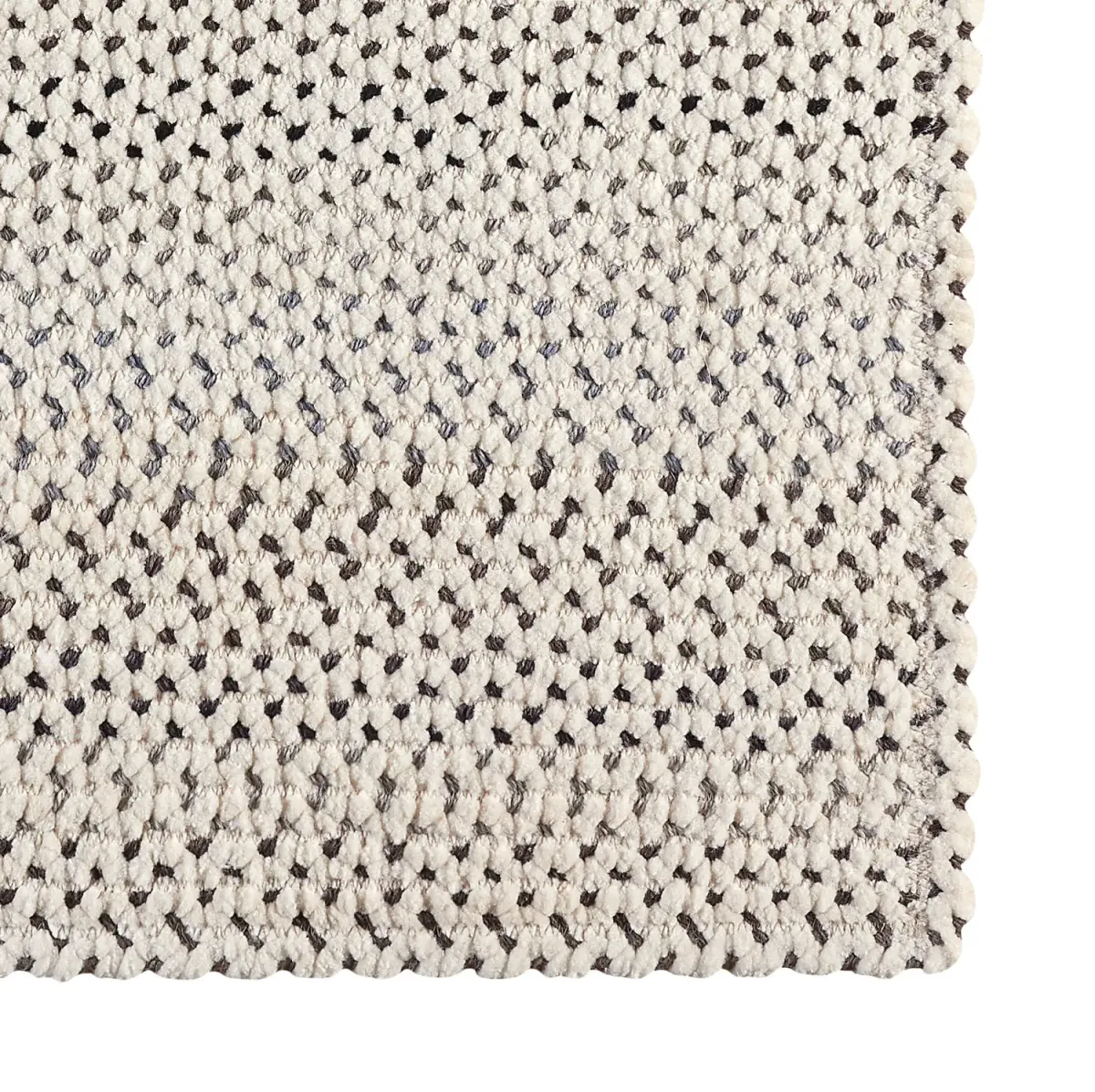 Dramatic Static Foggy Day Area Rug - 2 0  X 4 0 