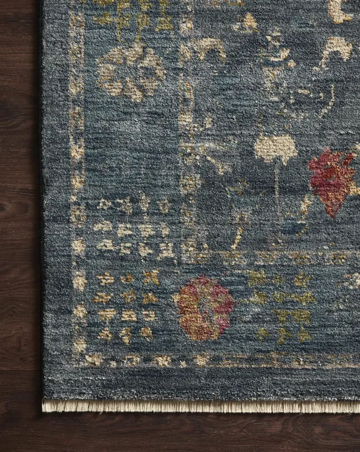 Giada Denim Multi 3 7 x5 7  Area Rug 