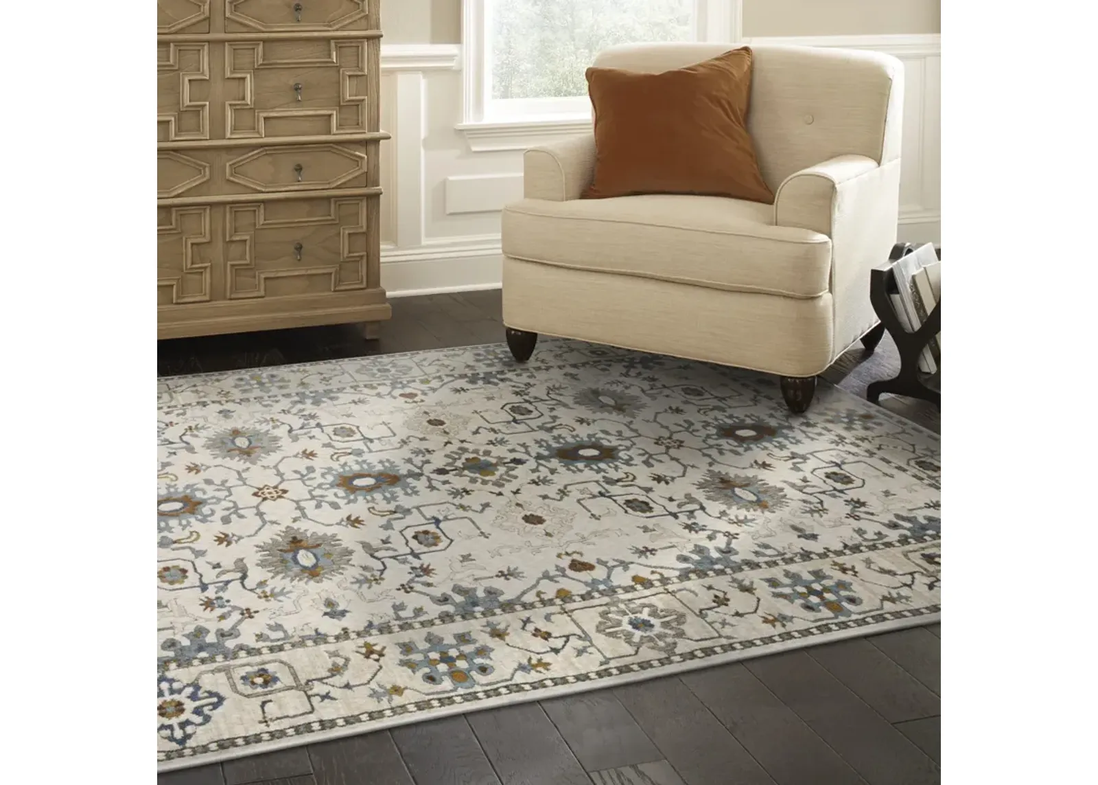 Ellington Ivory Blue 6 7  x 9 6  Area Rug