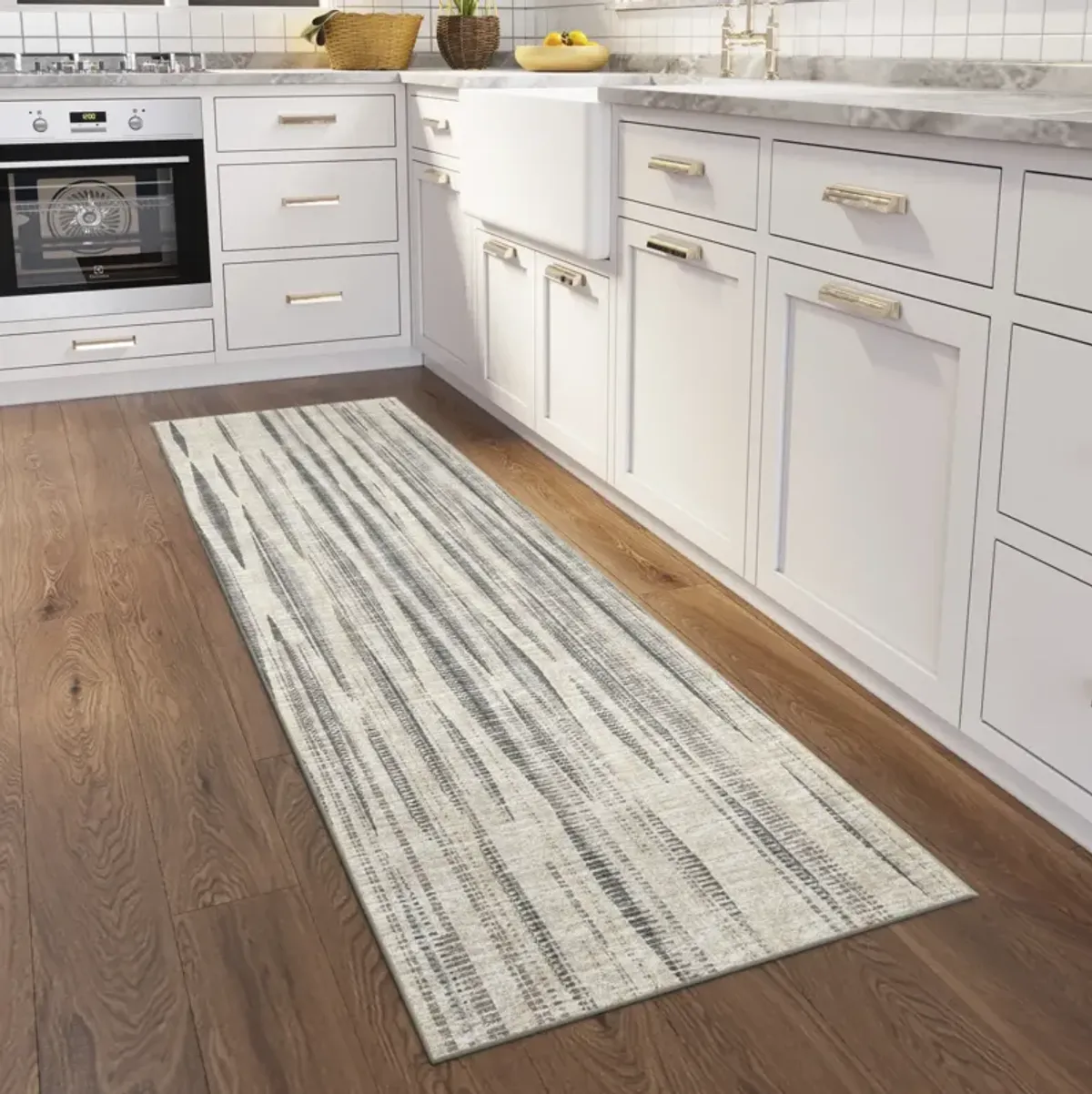 Urban Amador Ivory Area Rug - 2 6  x 8 0   