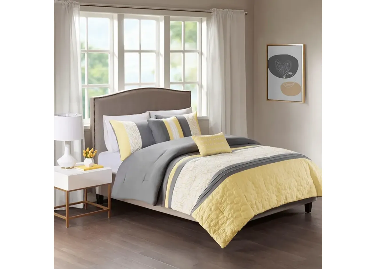 Donnell Comforter Set