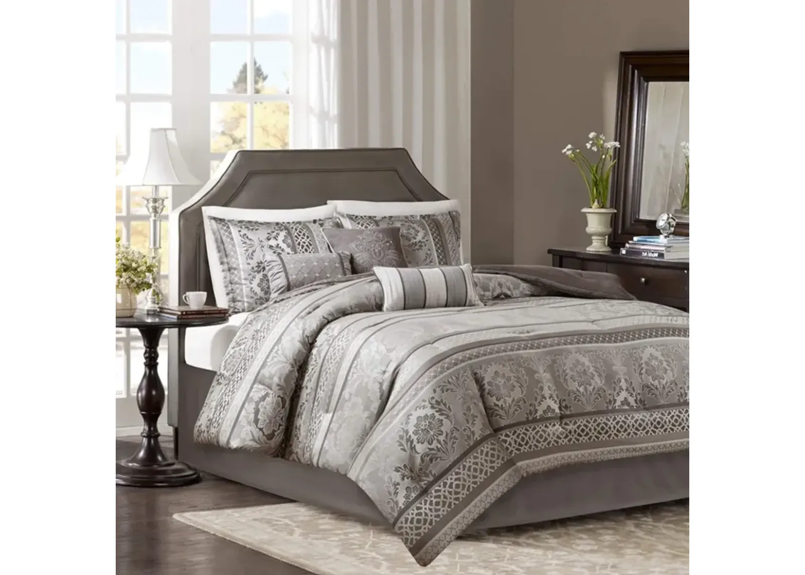 Bellagio Queen Comforter Set