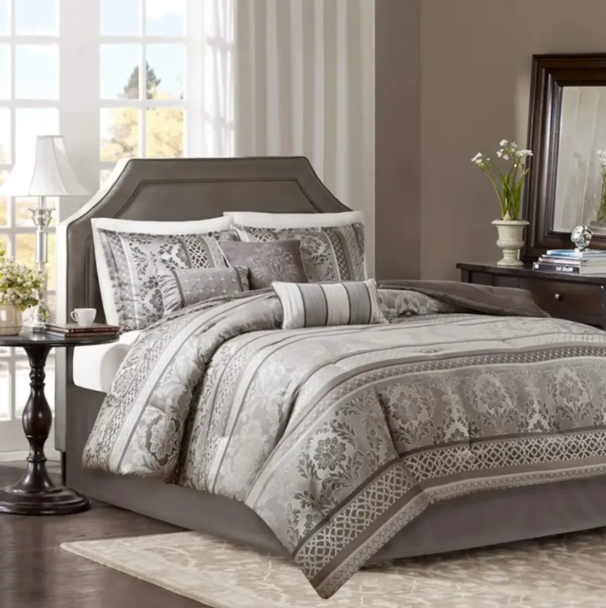 Bellagio Queen Comforter Set