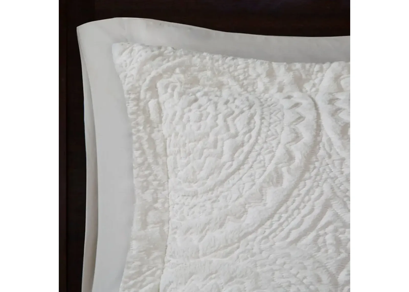 Arya Medallion Queen Comforter Set