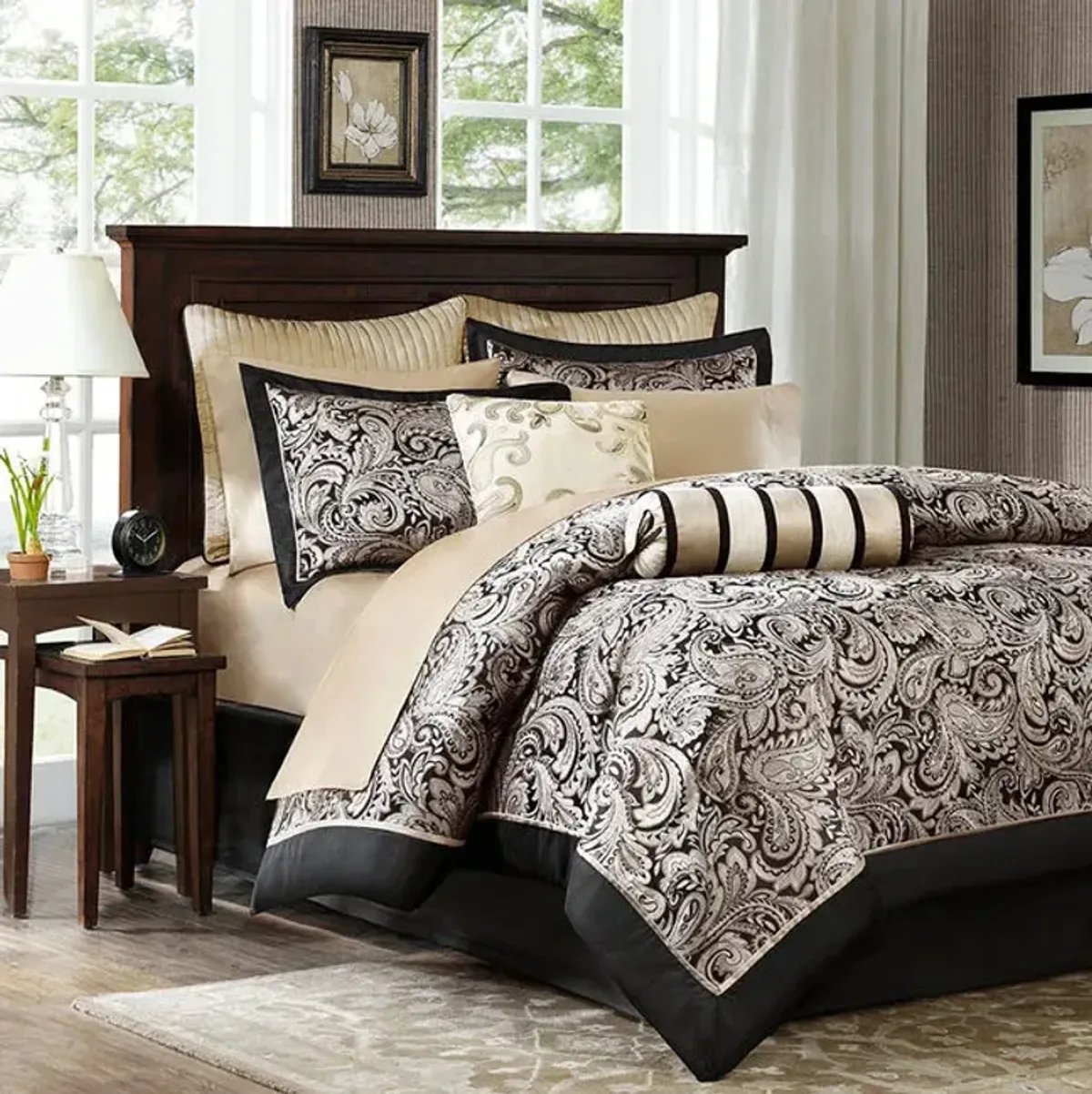 Aubrey King Comforter Set - Black