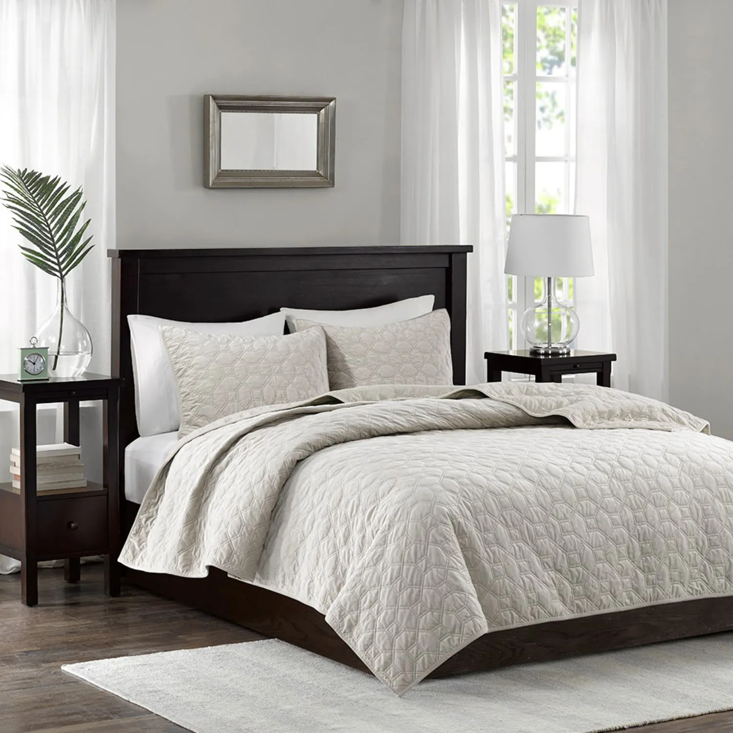 Harper Queen Coverlet Set