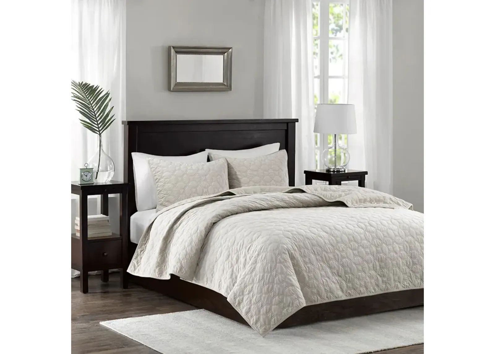 Harper Queen Coverlet Set