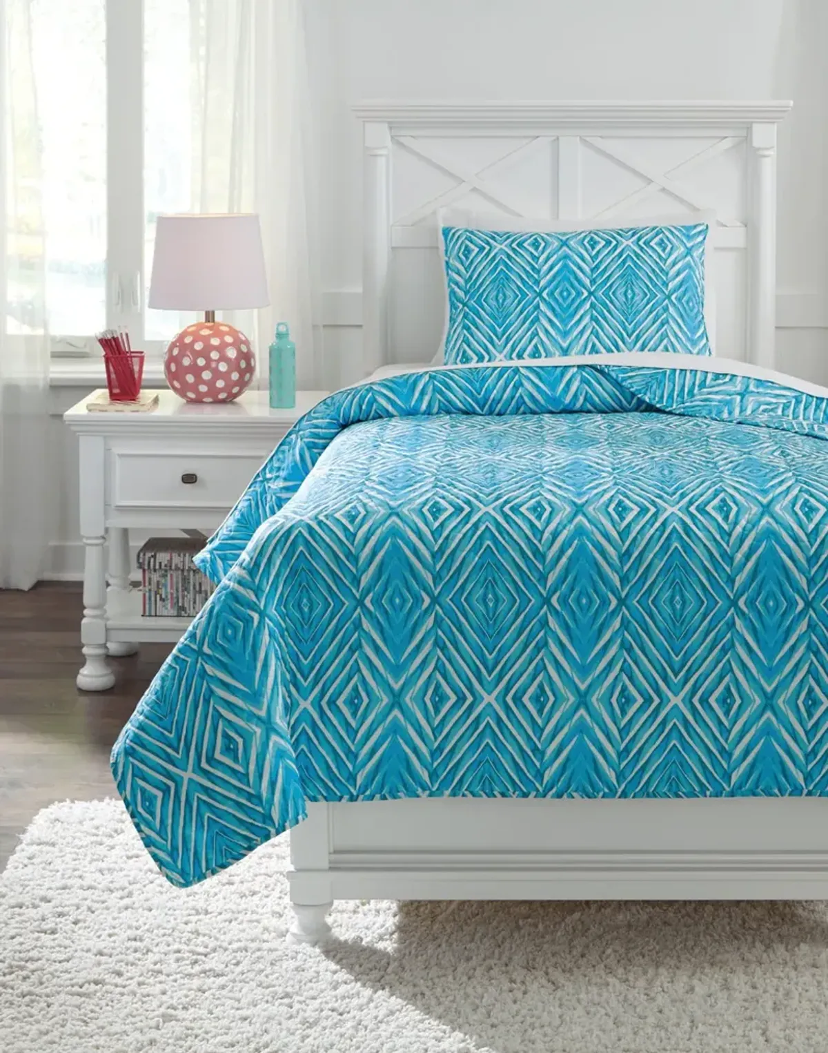 Julio Twin Coverlet Set