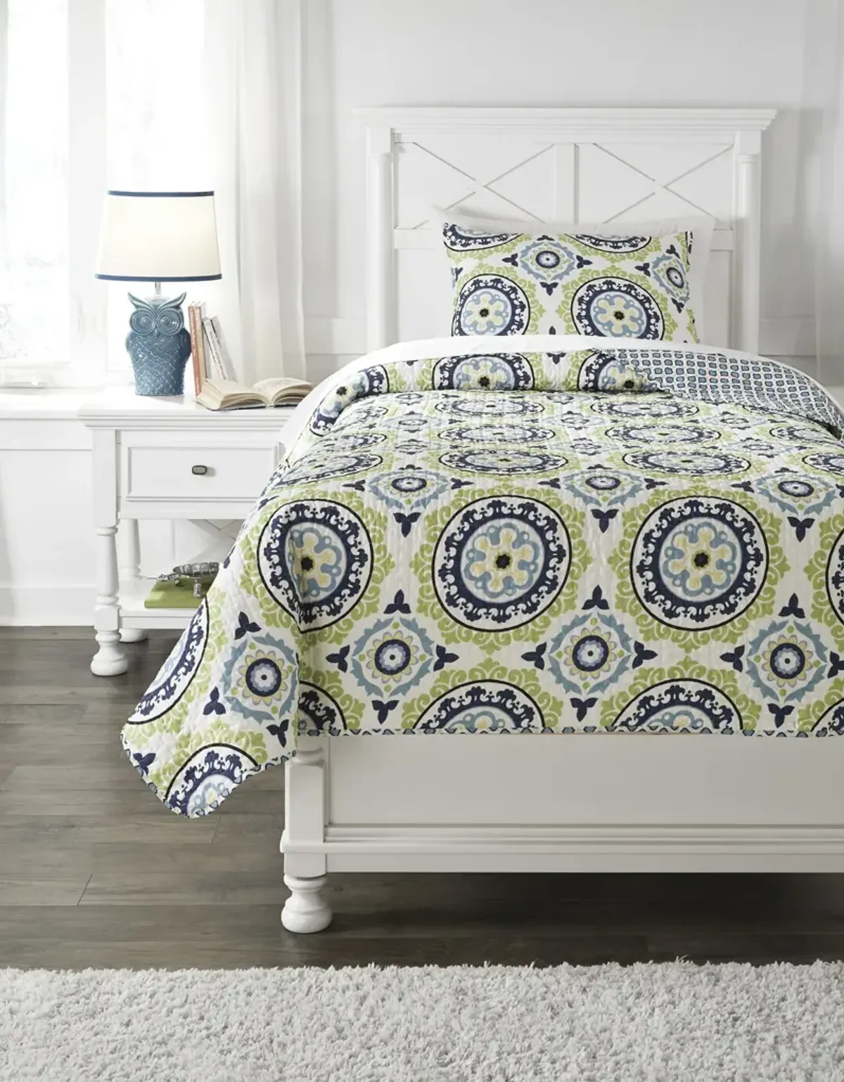 Kary Full Coverlet Set