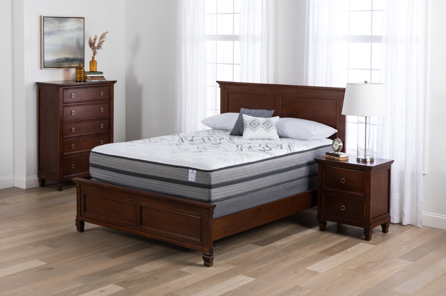 Isabella Plush Queen Mattress