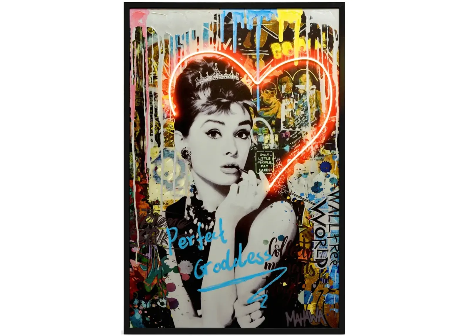 Audrey Red Heart LED Art