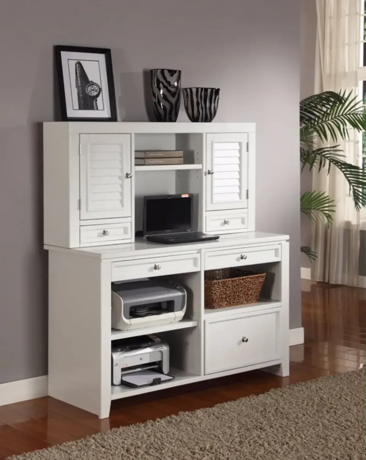 Boca Credenza With Hutch