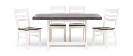 Carriage House Dining Table With 4 Chairs