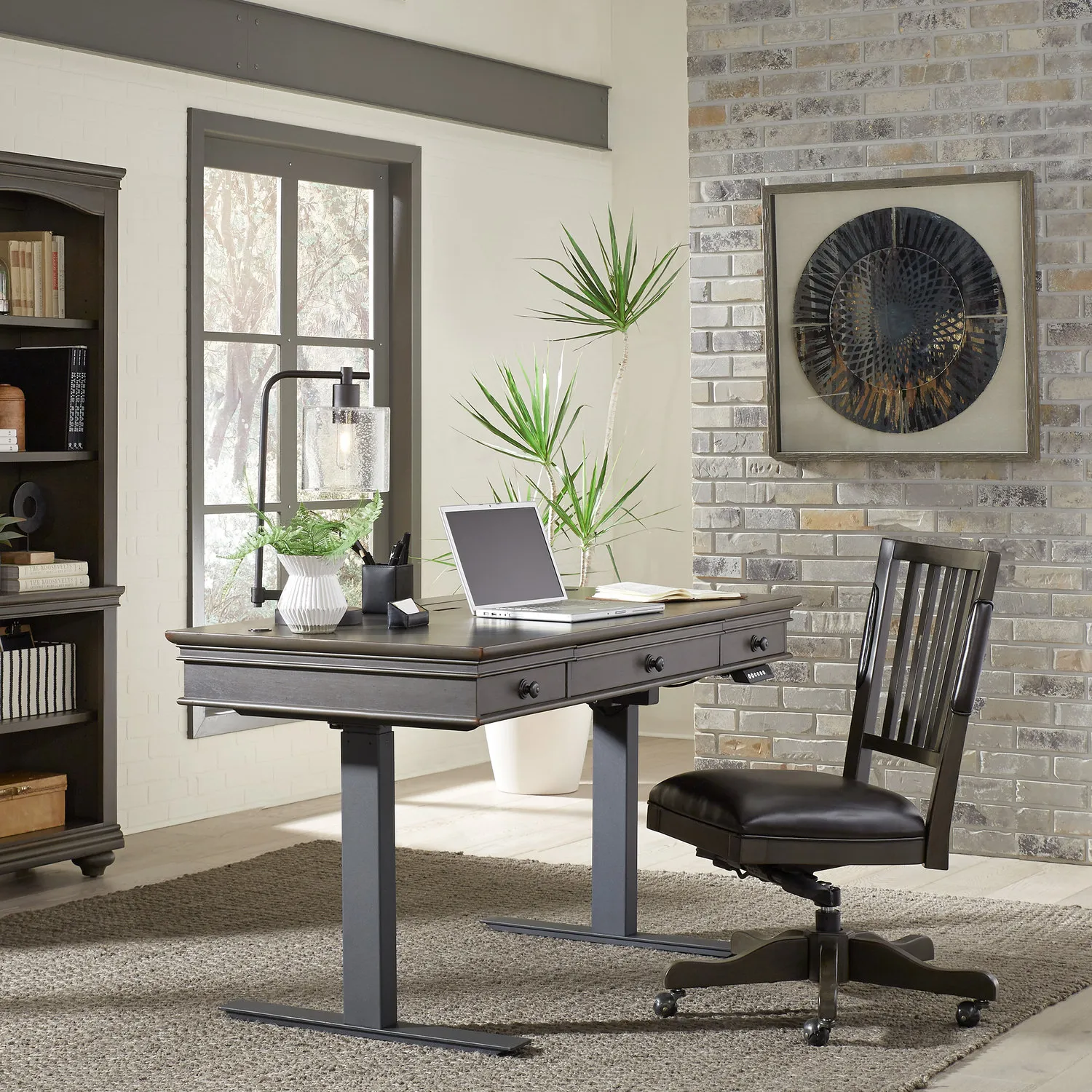 James Adjustable Desk