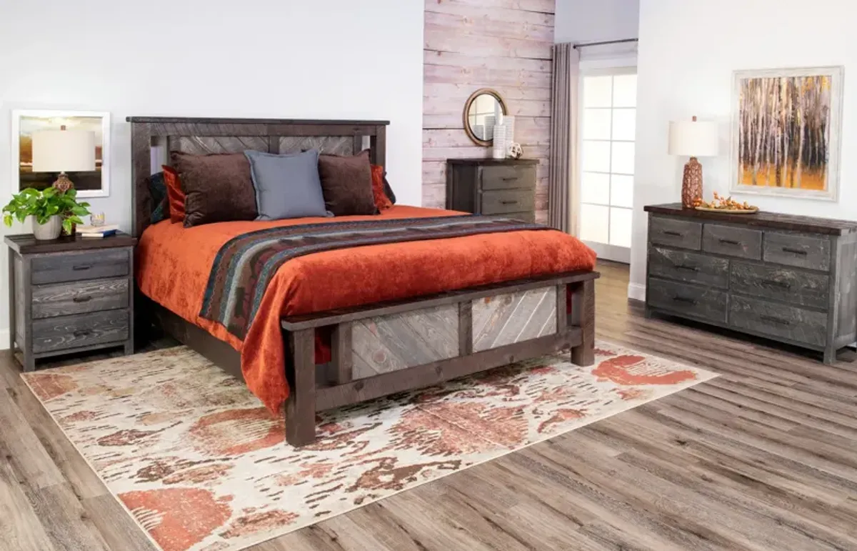 Woodshop Carriage Queen Bed