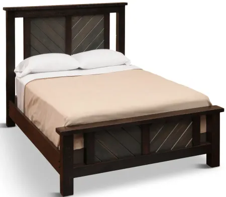 Woodshop Carriage Queen Bed