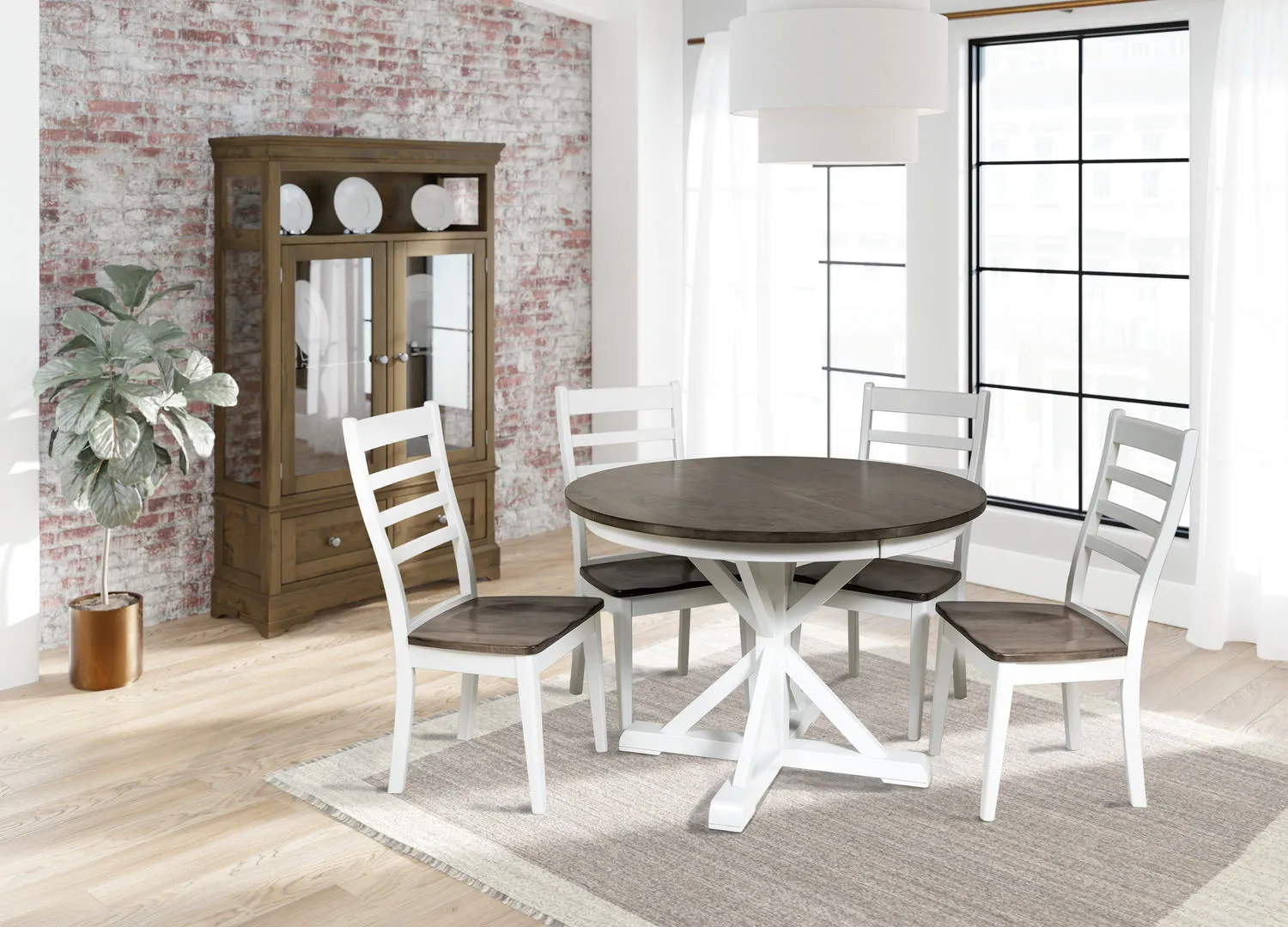 Taylor Round Table With 4 Chairs