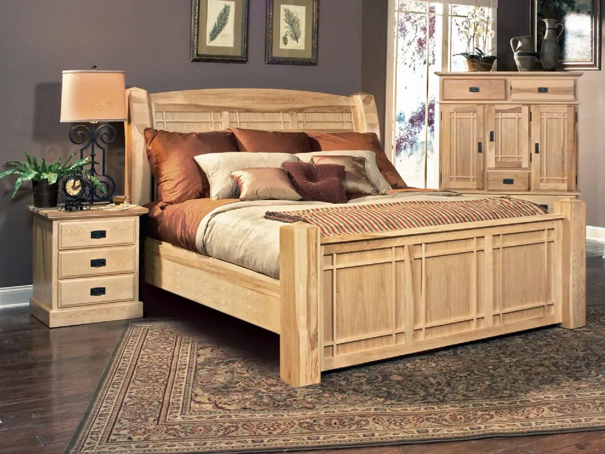 Hickory Highlands King Arch Bed